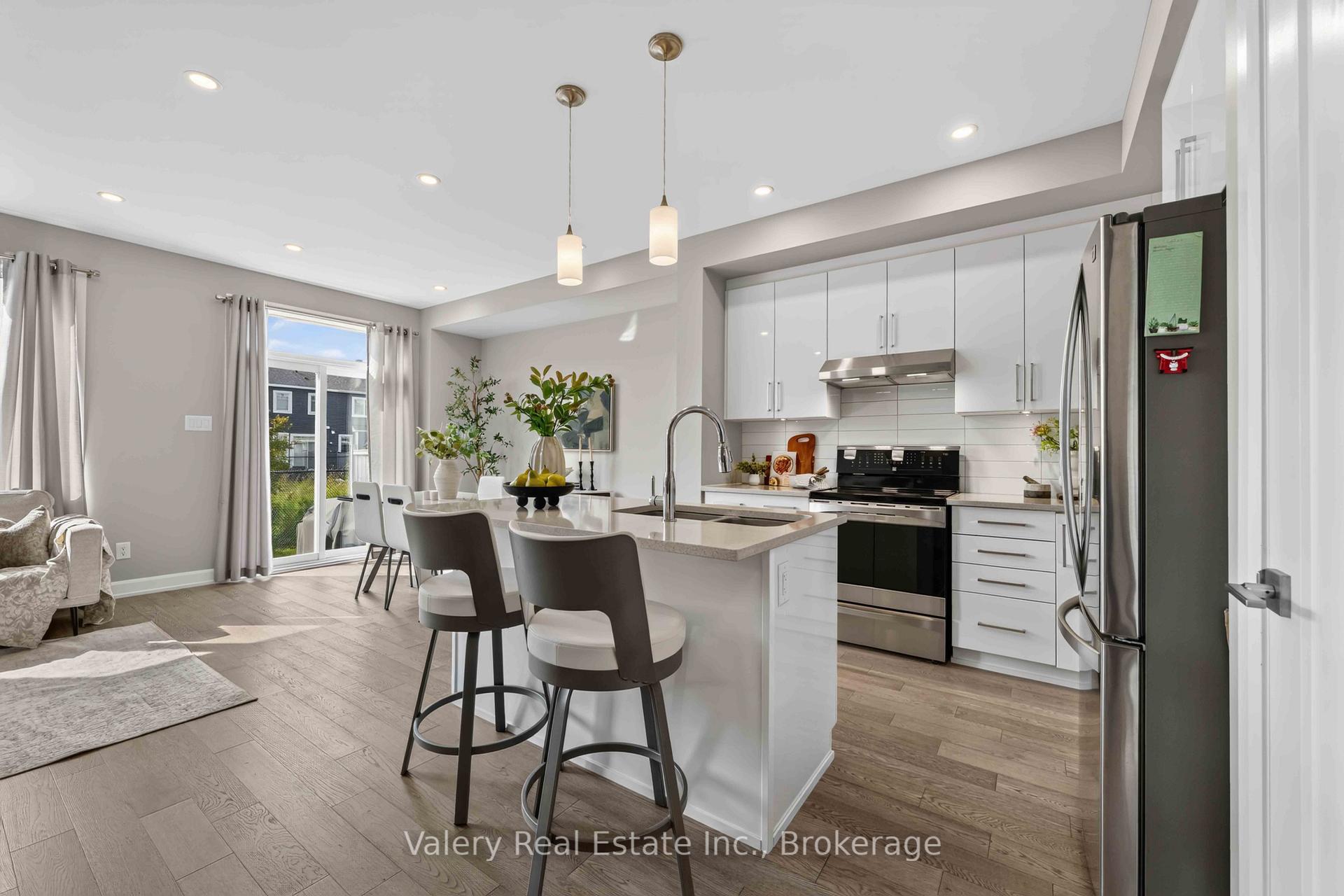 Photo 16 of 46 Gardenpost Terrace, Ottawa, Avalon West — HOMEH