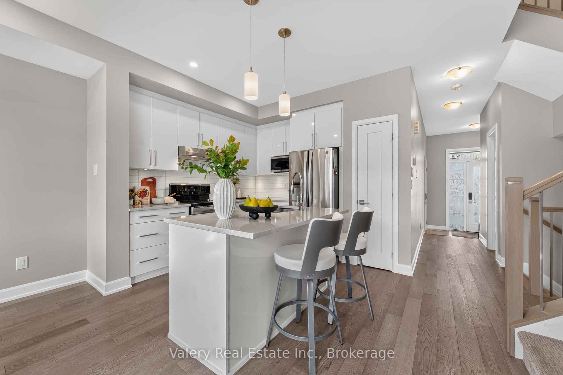 Photo 20 of 46 Gardenpost Terrace, Ottawa, Avalon West — HOMEH