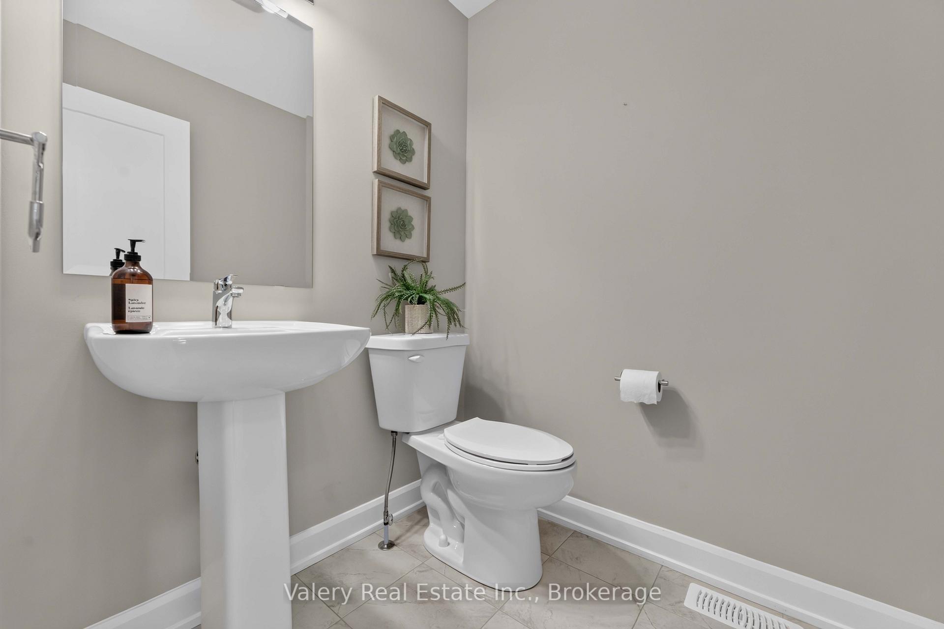 Photo 21 of 46 Gardenpost Terrace, Ottawa, Avalon West — HOMEH
