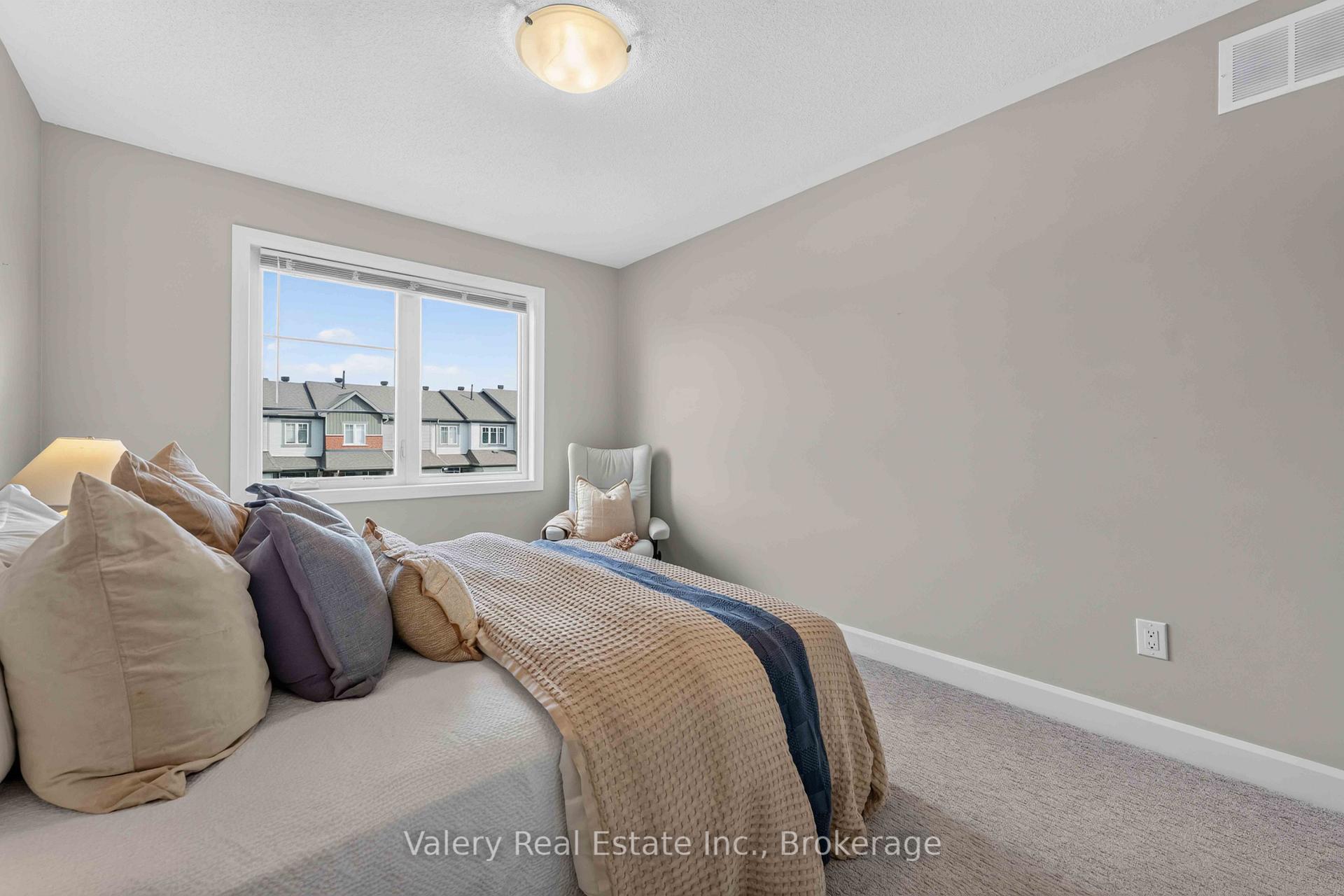 Photo 33 of 46 Gardenpost Terrace, Ottawa, Avalon West — HOMEH