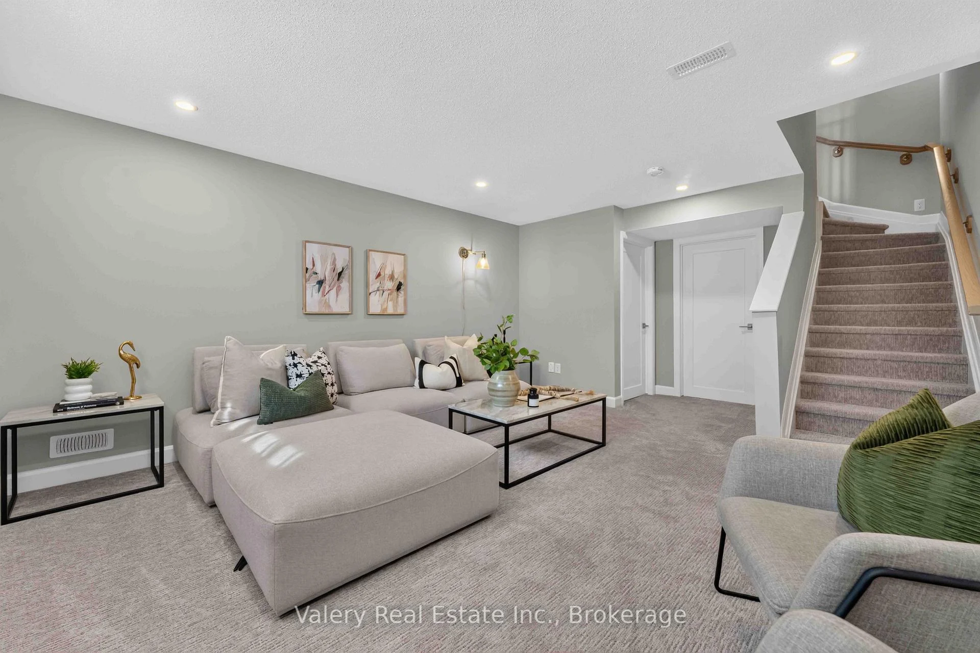 Photo 40 of 46 Gardenpost Terrace, Ottawa, Avalon West — HOMEH