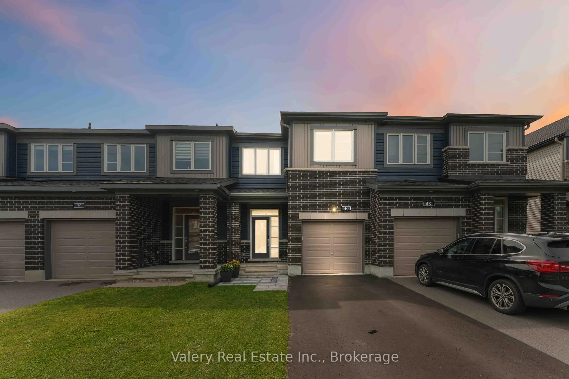 Photo 3 of 46 Gardenpost Terrace, Ottawa, Avalon West — HOMEH