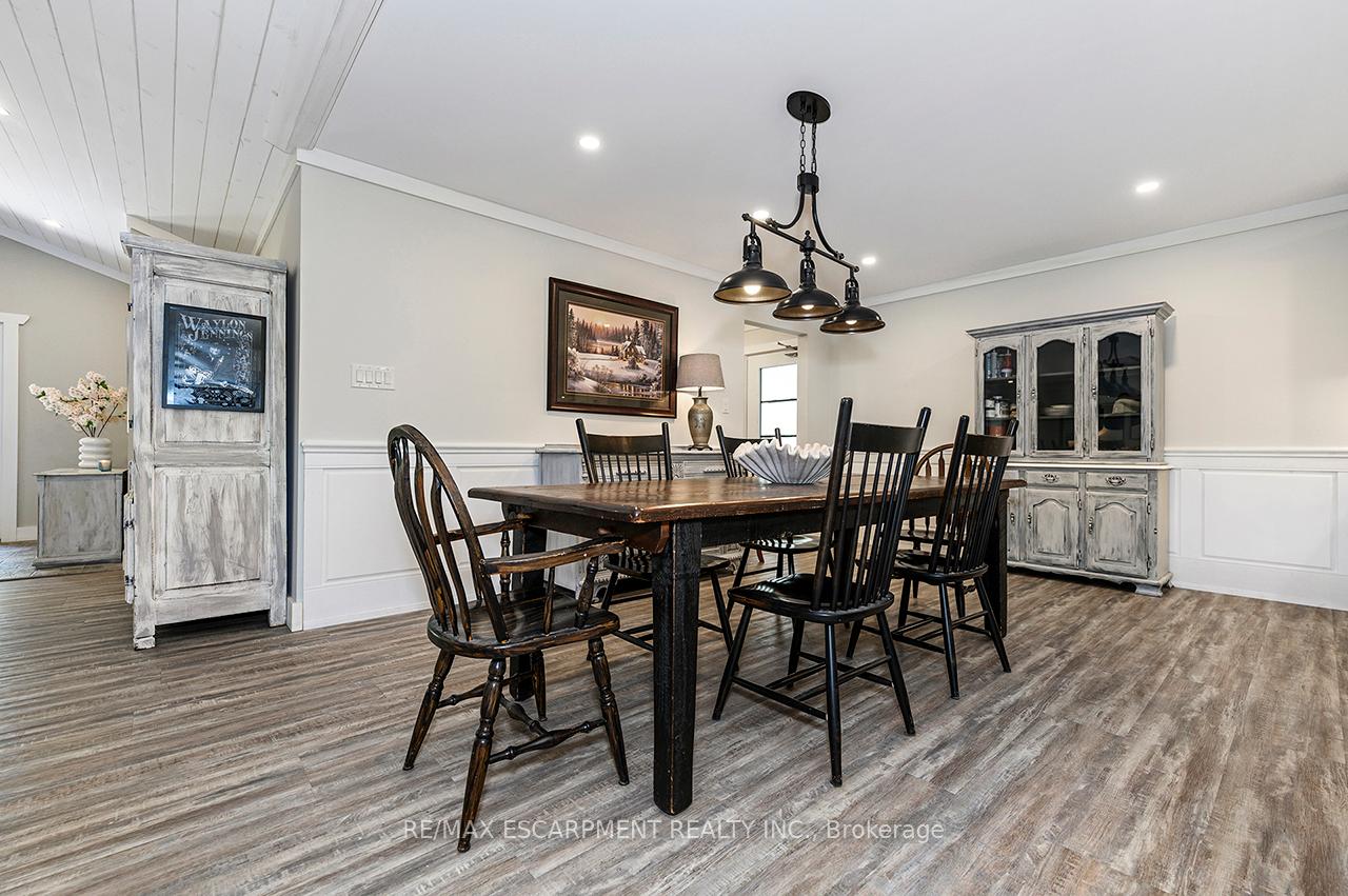 Photo 16 of 1068 Xavier Street, Gravenhurst, Morrison — HOMEH
