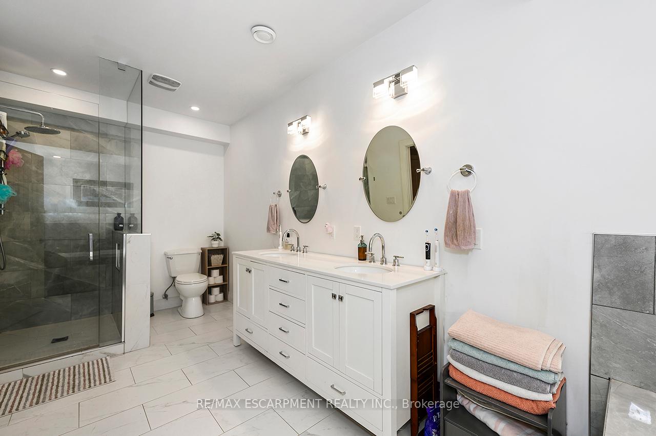 Photo 34 of 1068 Xavier Street, Gravenhurst, Morrison — HOMEH