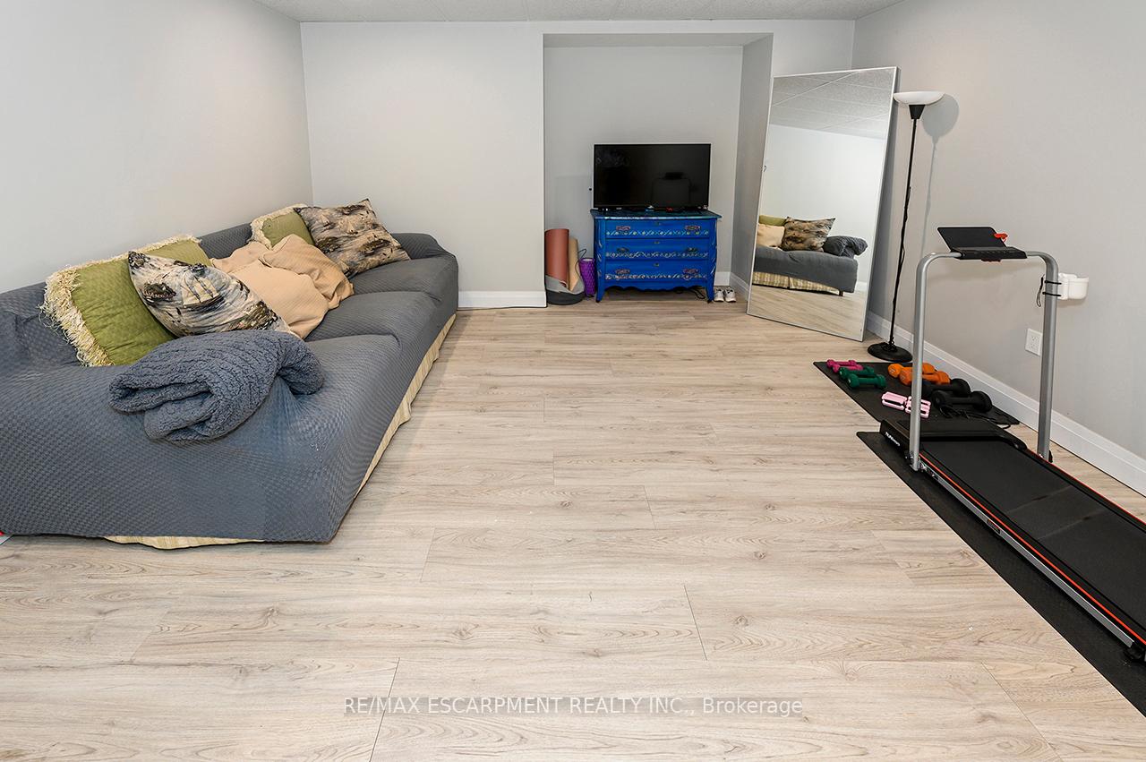 Photo 36 of 1068 Xavier Street, Gravenhurst, Morrison — HOMEH