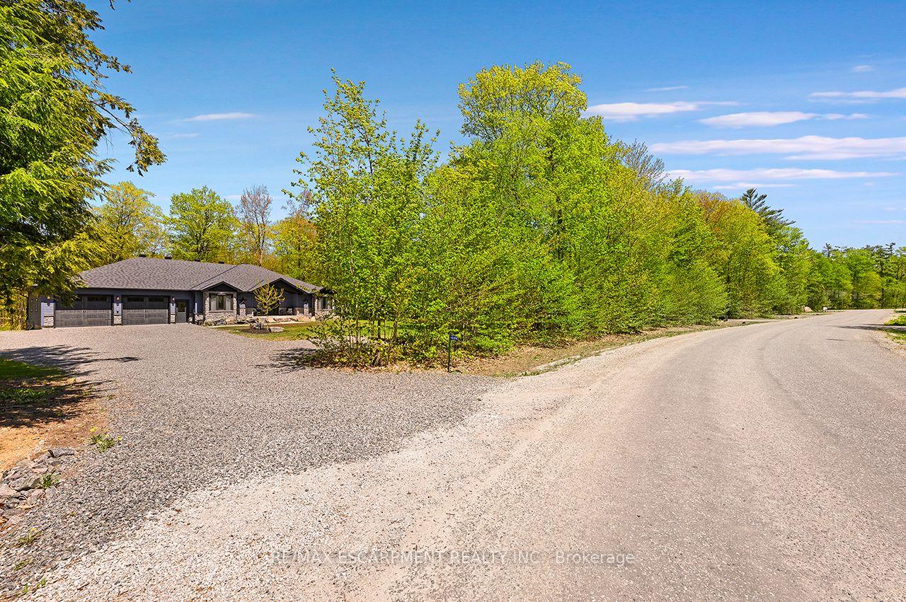 Photo 50 of 1068 Xavier Street, Gravenhurst, Morrison — HOMEH