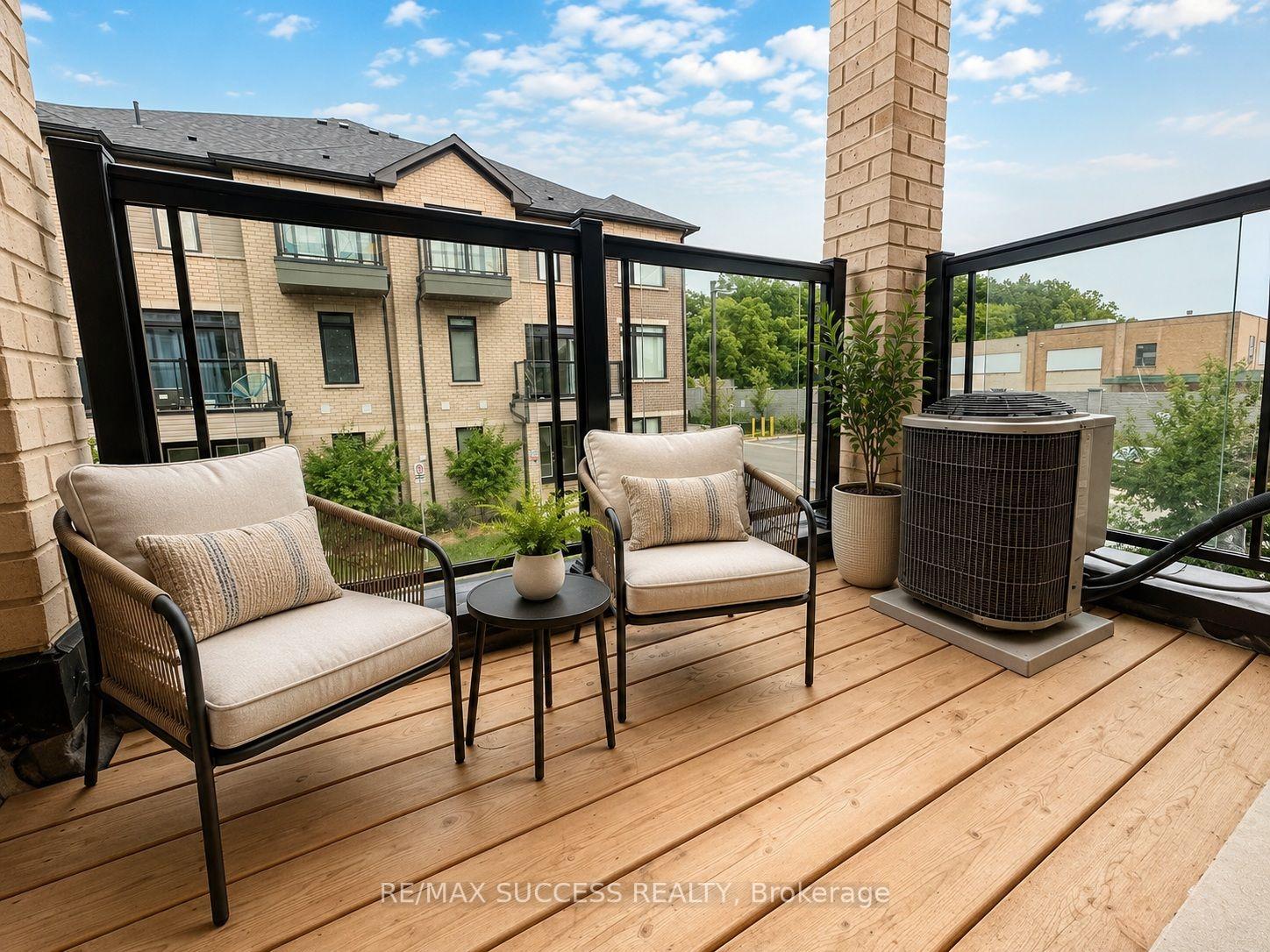 Photo 10 of Unit 502, 585 Colborne Street E, Brantford, East Ward — HOMEH