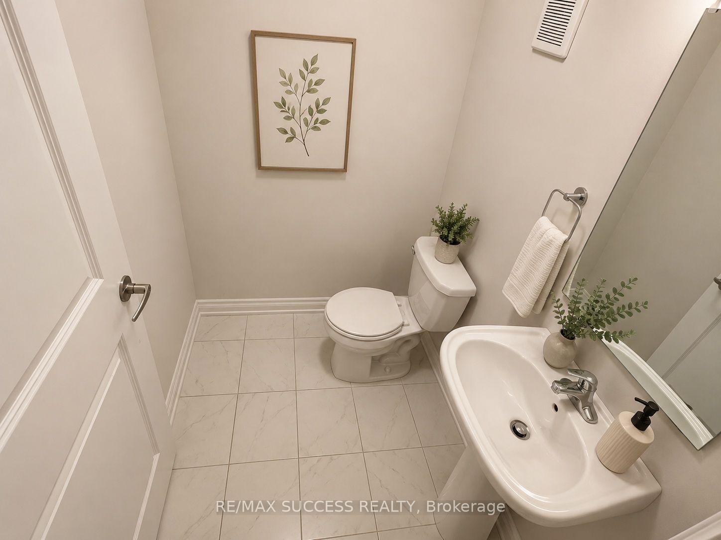 Photo 11 of Unit 502, 585 Colborne Street E, Brantford, East Ward — HOMEH