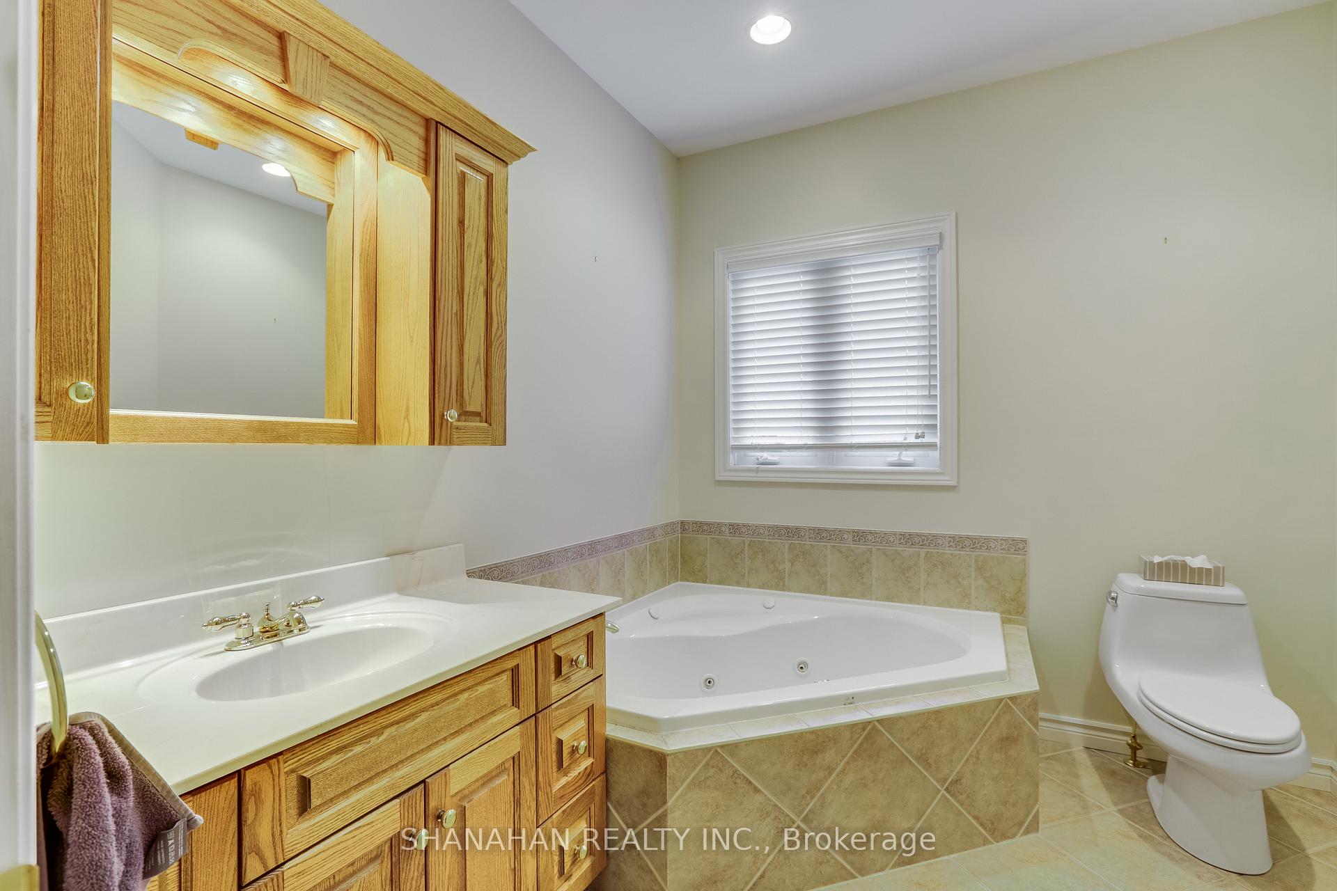 Photo 19 of 41 Sunset Avenue, Warwick, Watford — HOMEH