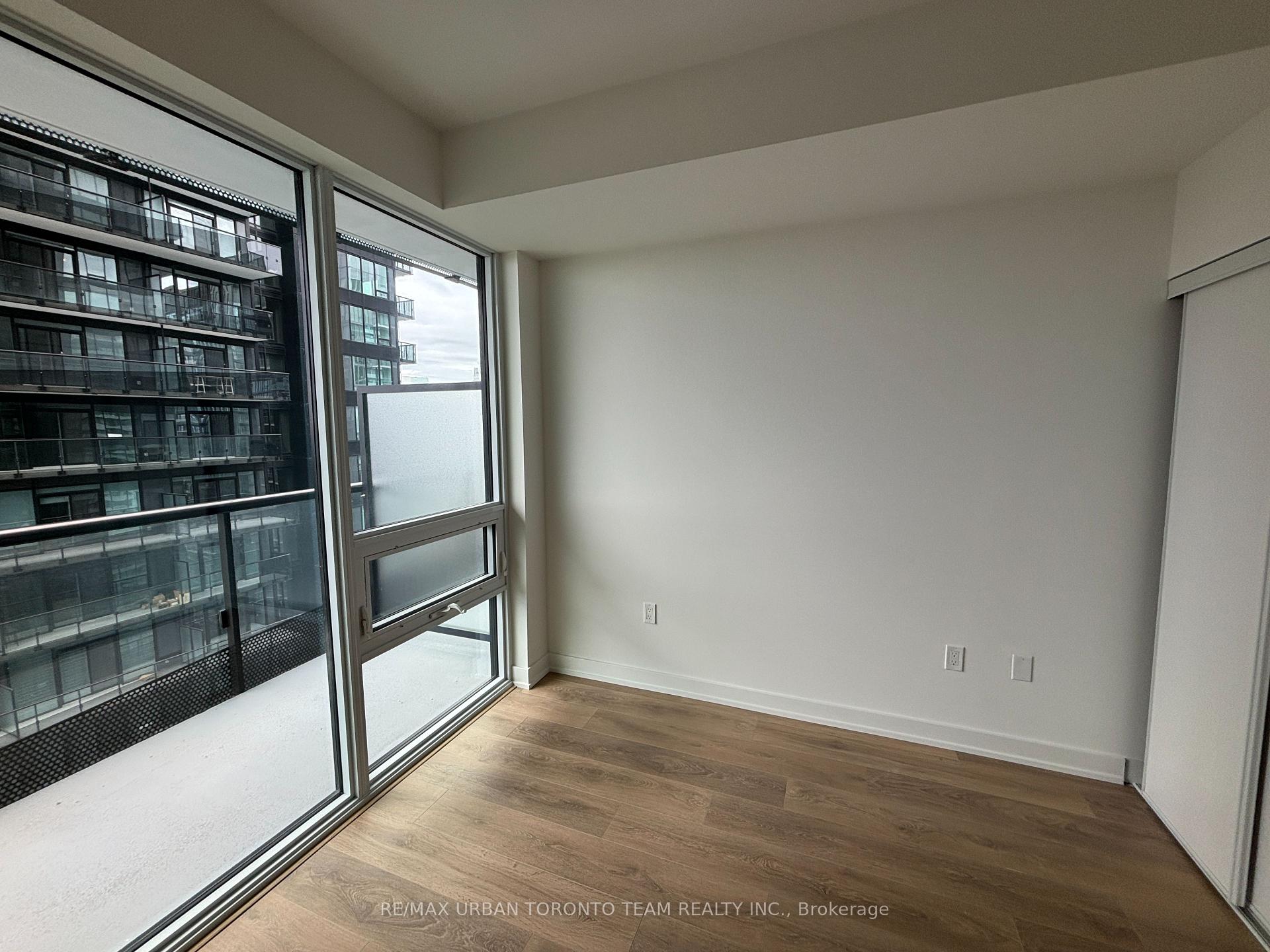 Photo 9 of Unit 3012, 117 Broadway Avenue, Toronto, Mount Pleasant West — HOMEH