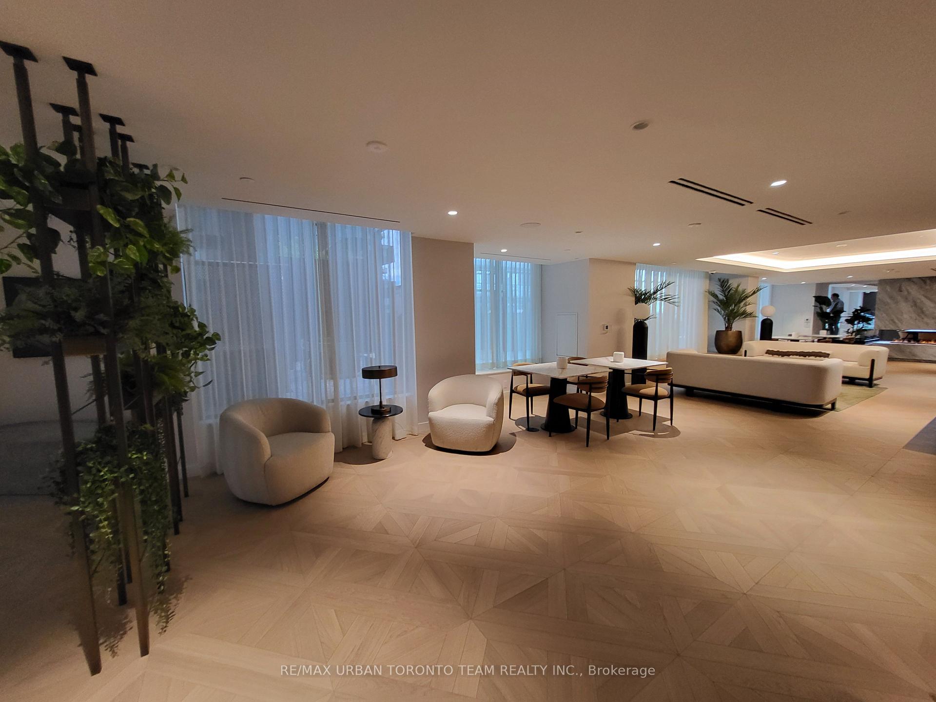 Photo 15 of Unit 3012, 117 Broadway Avenue, Toronto, Mount Pleasant West — HOMEH