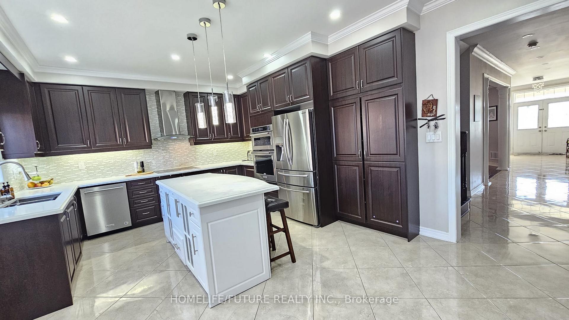 Photo 6 of Unit Main & 2nd, 77 Martin Byrne Drive, Brampton, Toronto Gore Rural Estate — HOMEH