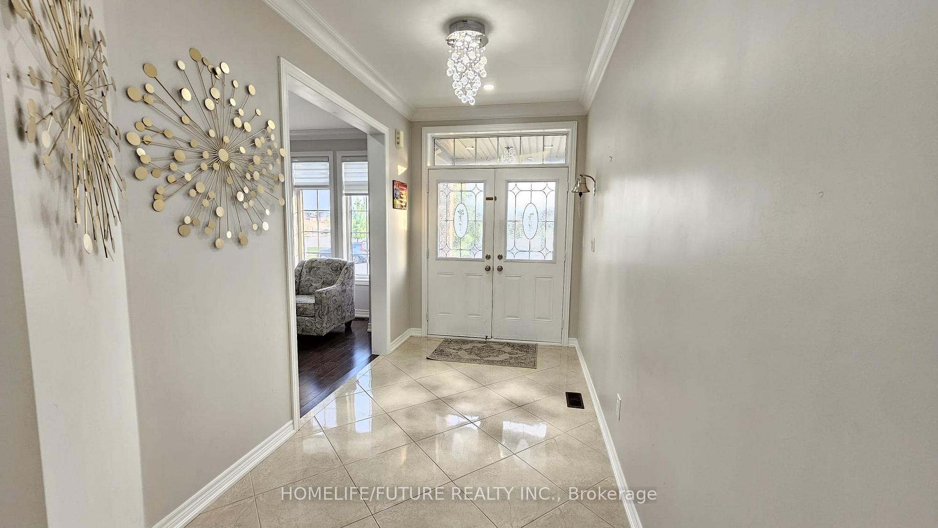 Photo 7 of Unit Main & 2nd, 77 Martin Byrne Drive, Brampton, Toronto Gore Rural Estate — HOMEH