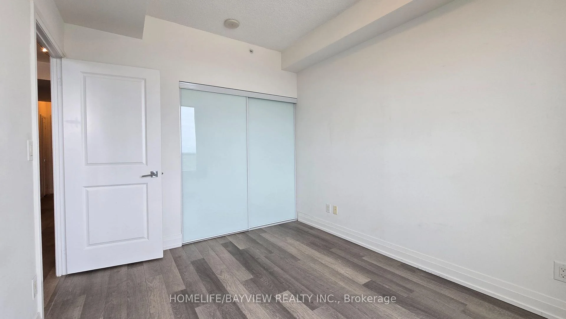 Photo 24 of Unit 2403, 7165 Yonge Street, Markham, Grandview — HOMEH