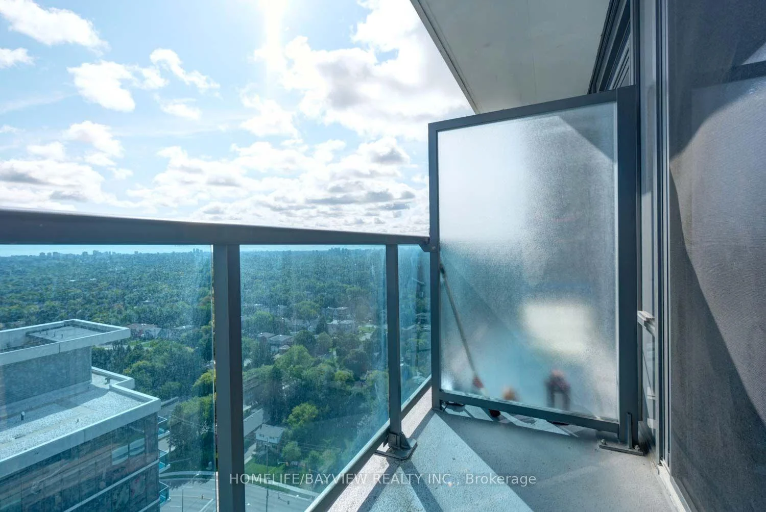 Photo 26 of Unit 2403, 7165 Yonge Street, Markham, Grandview — HOMEH