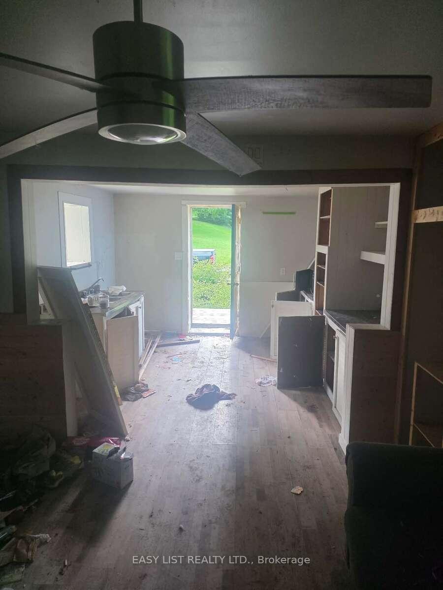 Photo 10 of 19 Queen Street, Rideau Lakes, Rideau Lakes (South Crosby) Twp — HOMEH