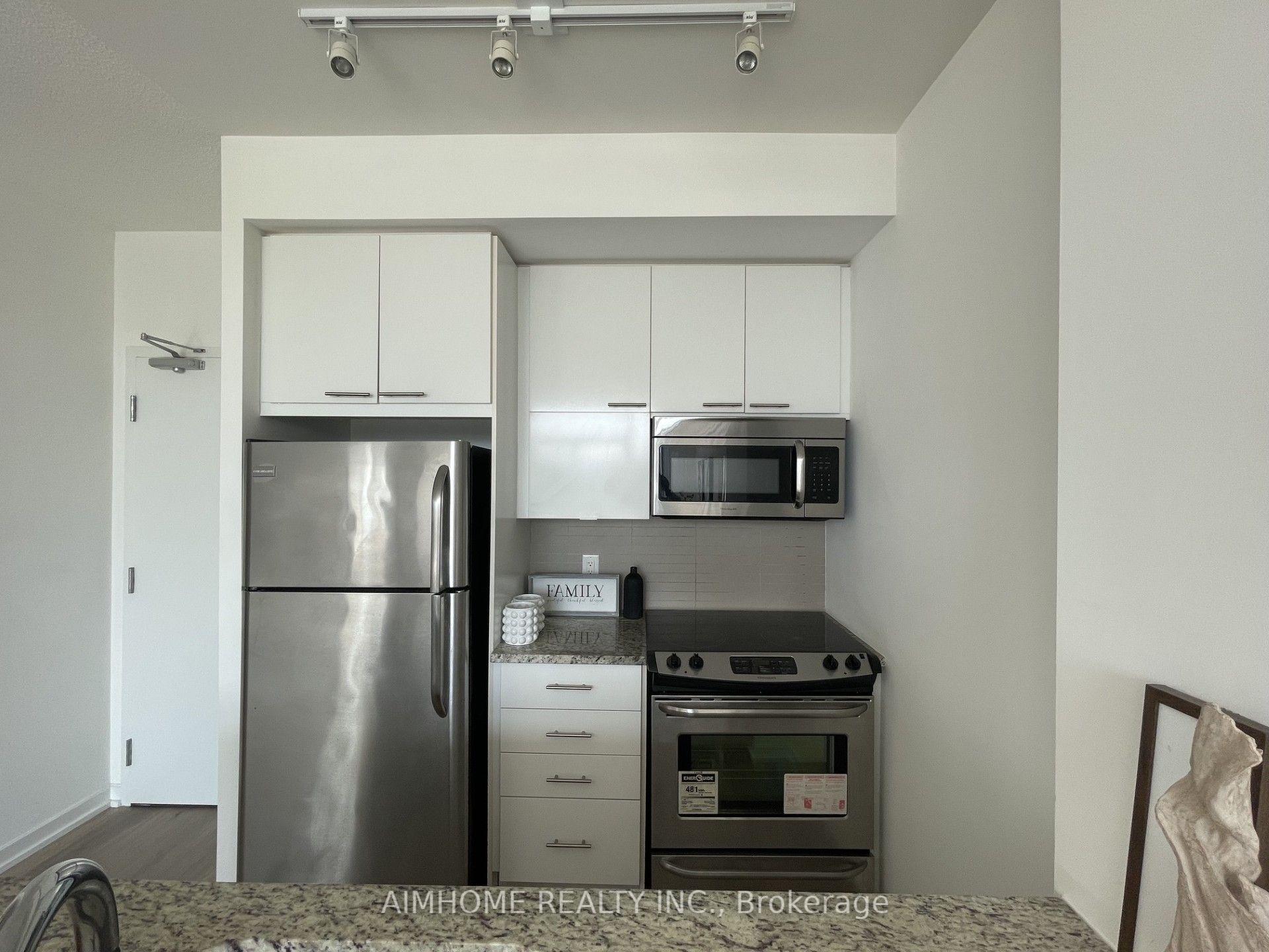 Photo 8 of 66 Forest Manor Road, North York, Henry Farm — HOMEH