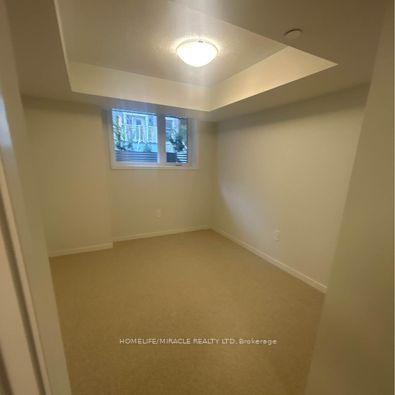 Photo 10 of Unit 81, 39 Honeycrisp Crescent, Vaughan, Vaughan Corporate Centre — HOMEH