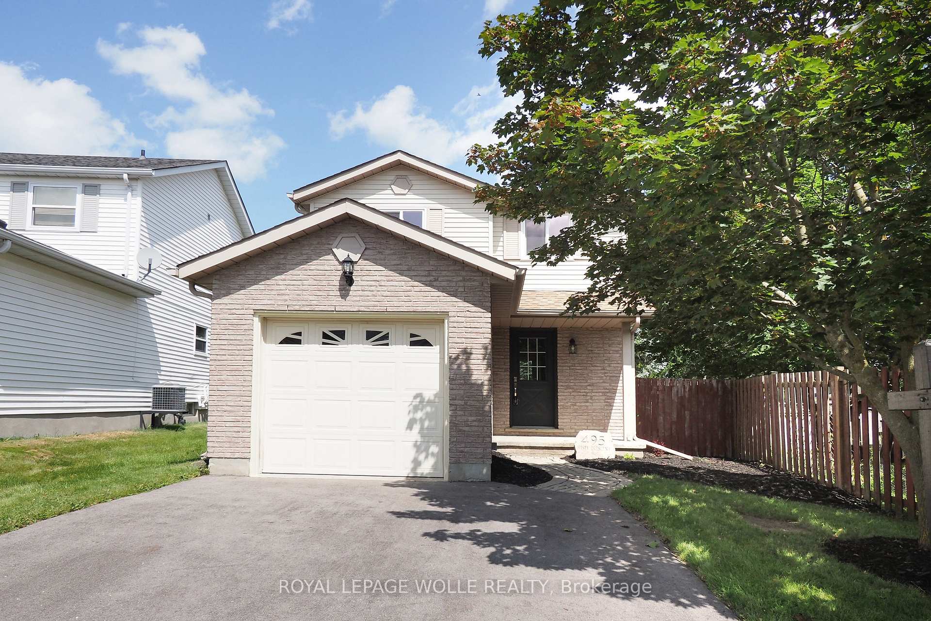 Photo 1 of 495 Misty Crescent, Kitchener, Grand River North — HOMEH