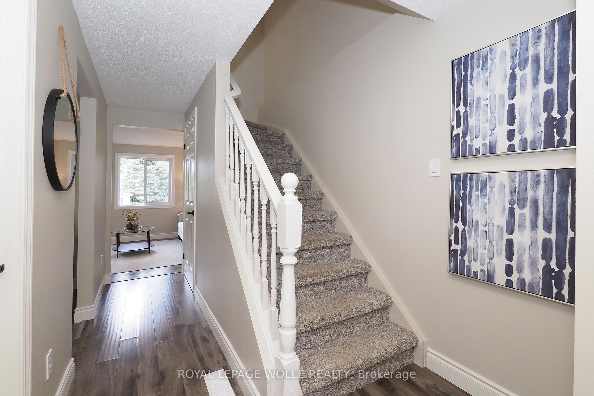 Photo 6 of 495 Misty Crescent, Kitchener, Grand River North — HOMEH