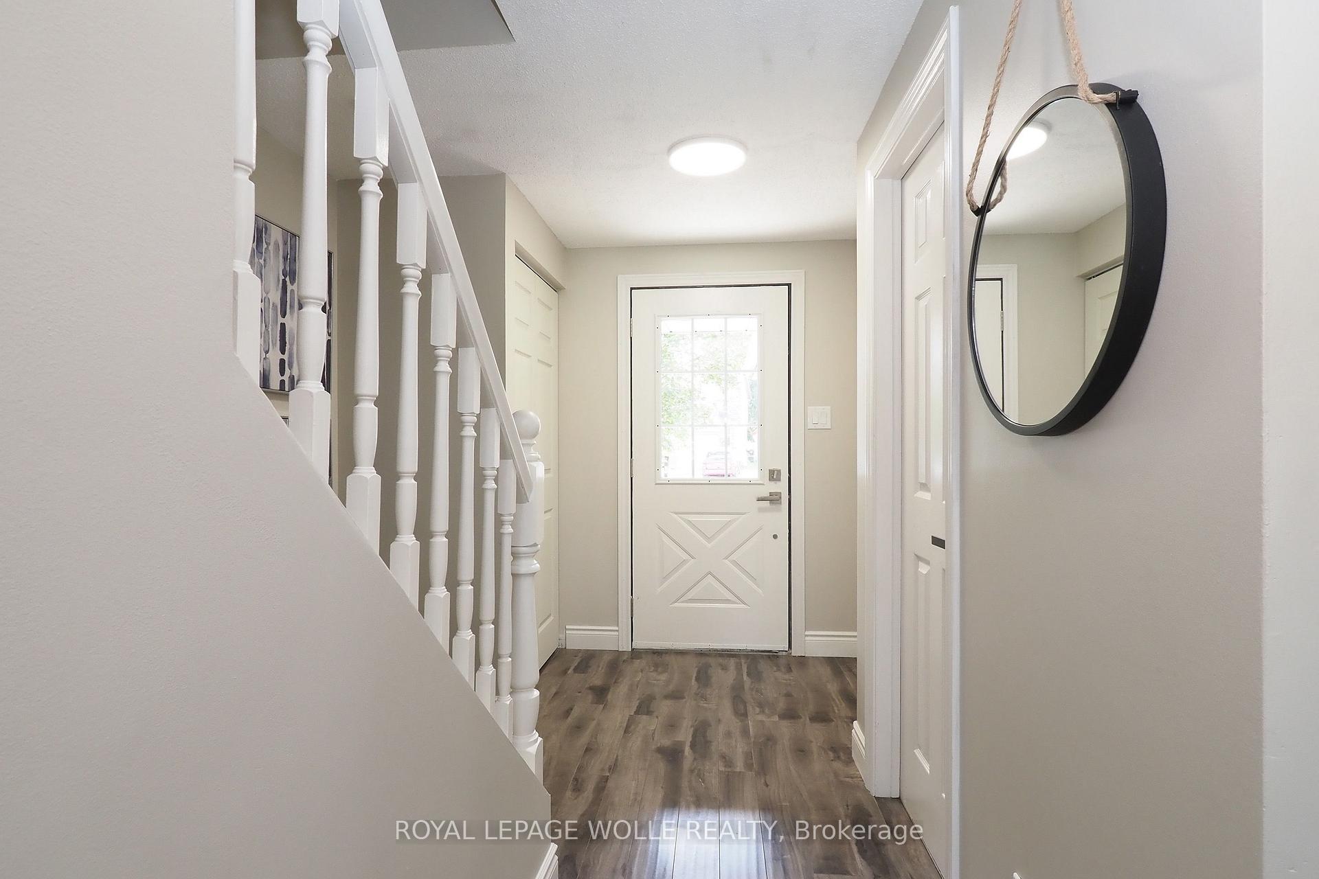 Photo 7 of 495 Misty Crescent, Kitchener, Grand River North — HOMEH