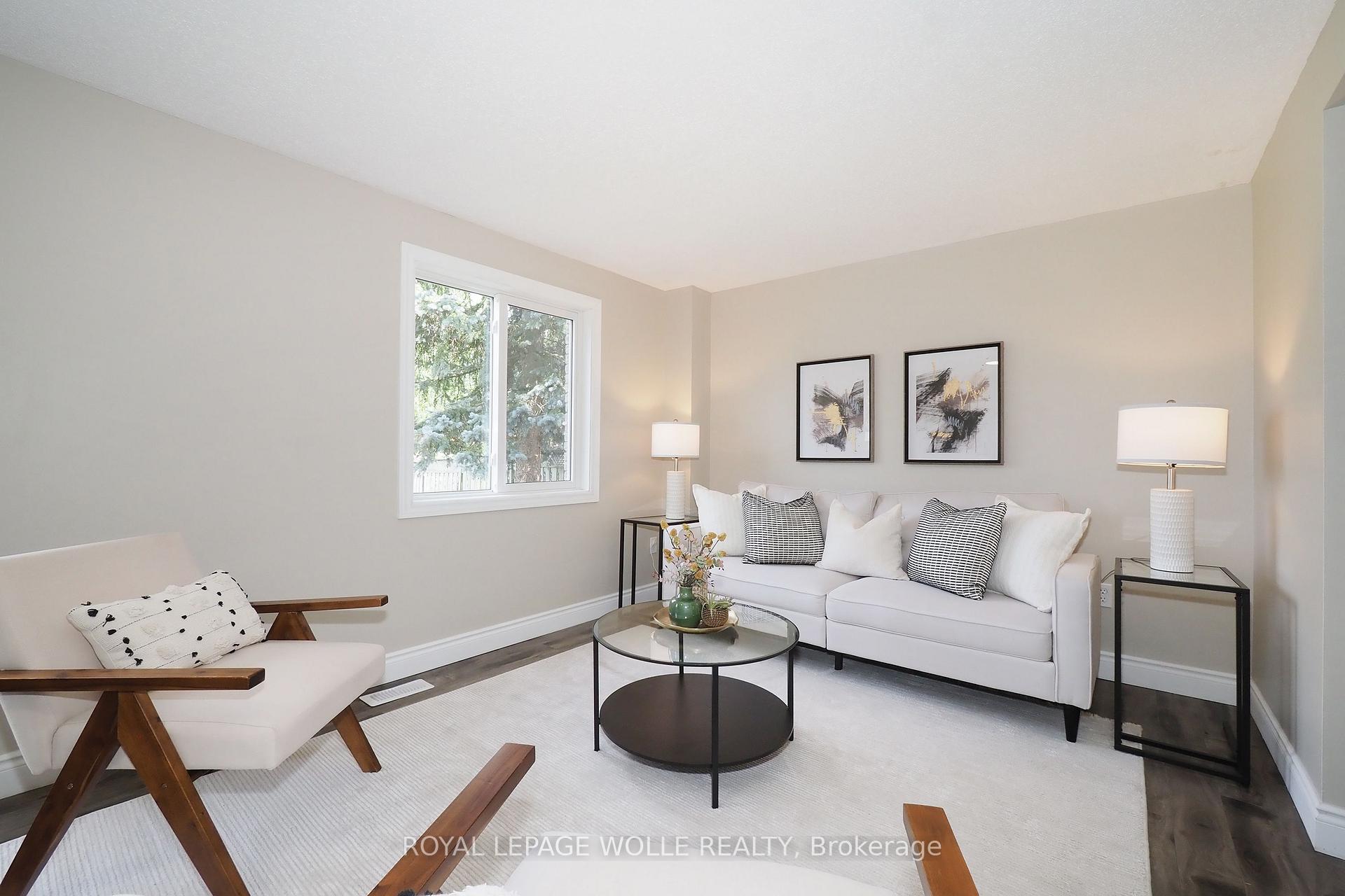 Photo 13 of 495 Misty Crescent, Kitchener, Grand River North — HOMEH