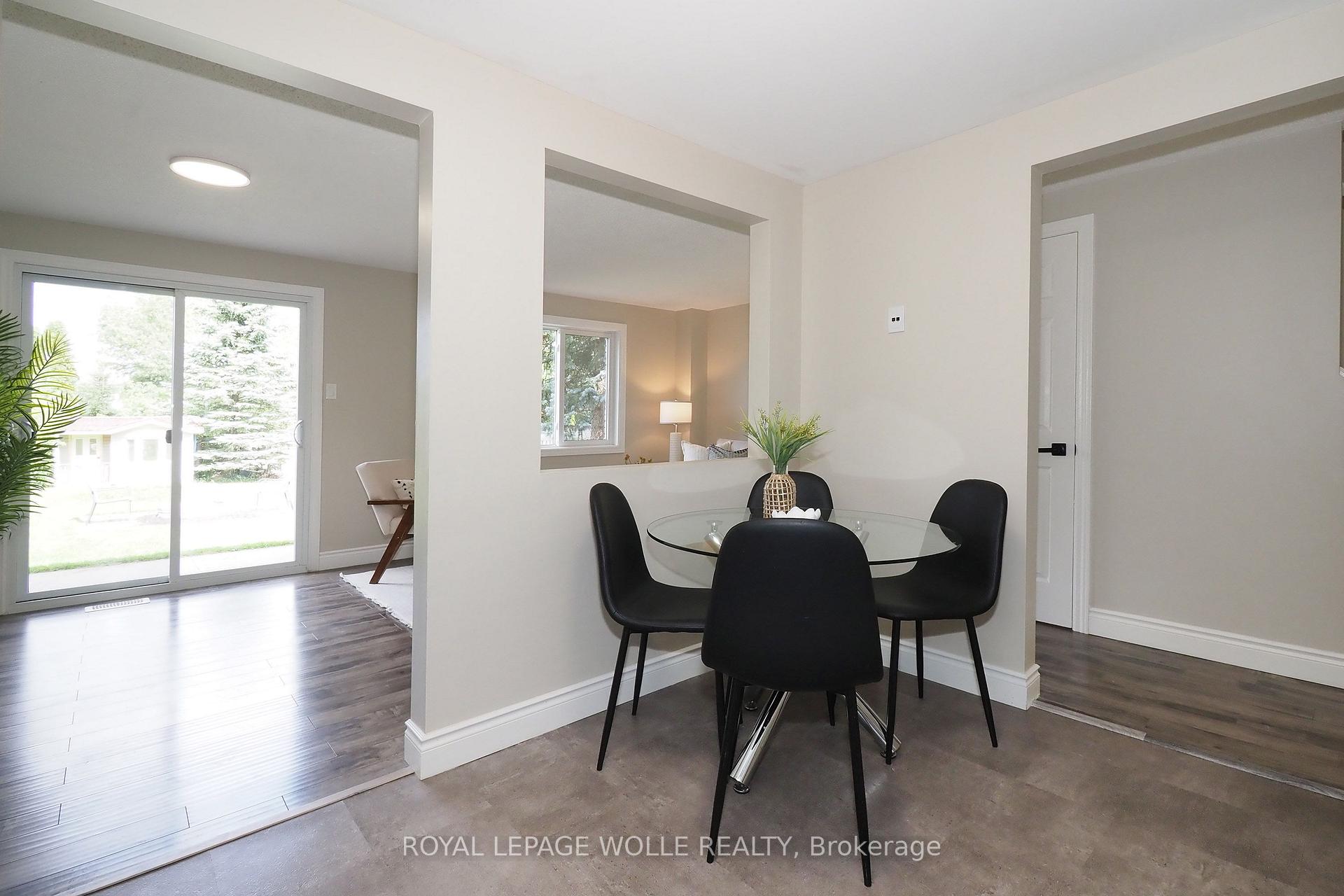 Photo 19 of 495 Misty Crescent, Kitchener, Grand River North — HOMEH
