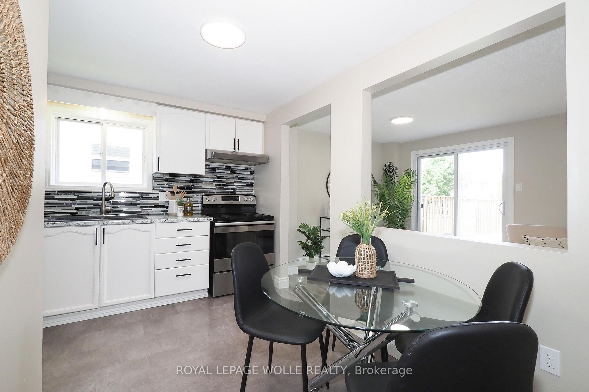 Photo 20 of 495 Misty Crescent, Kitchener, Grand River North — HOMEH
