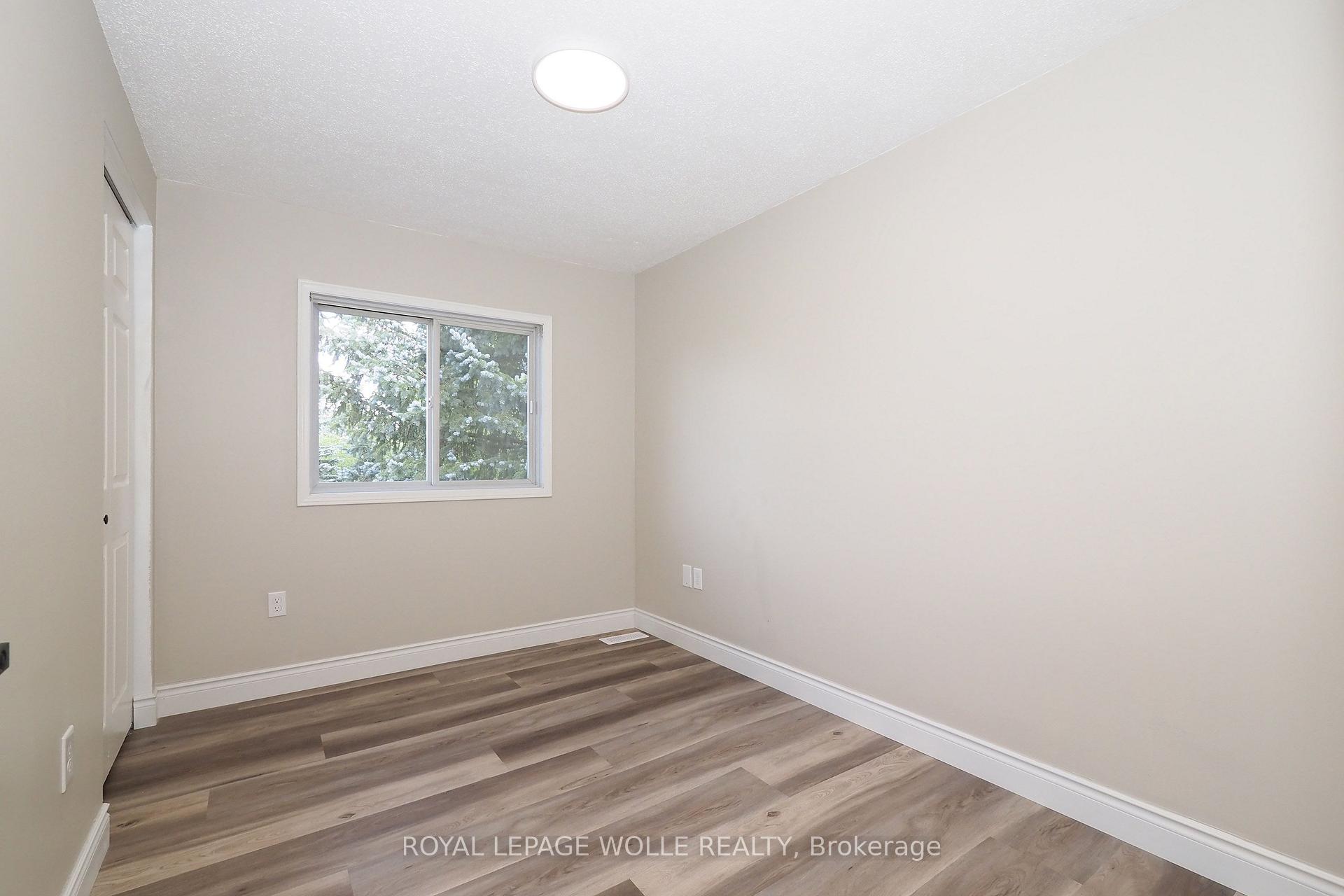 Photo 27 of 495 Misty Crescent, Kitchener, Grand River North — HOMEH