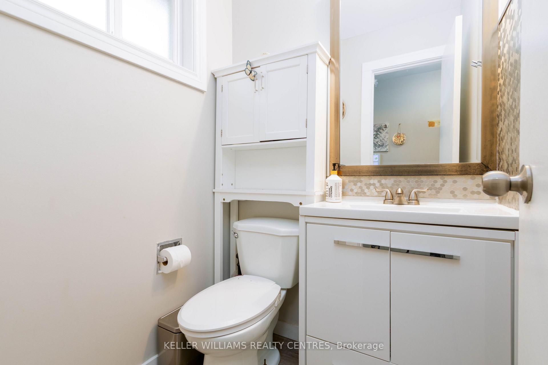 Photo 6 of 66 Chaucer Crescent, Barrie, Letitia Heights — HOMEH