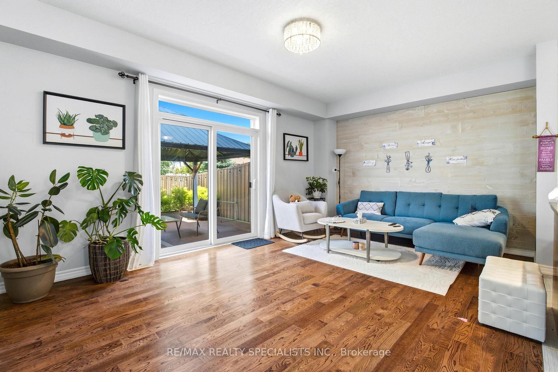 Photo 15 of 128 Law Drive, Guelph, Grange Road — HOMEH