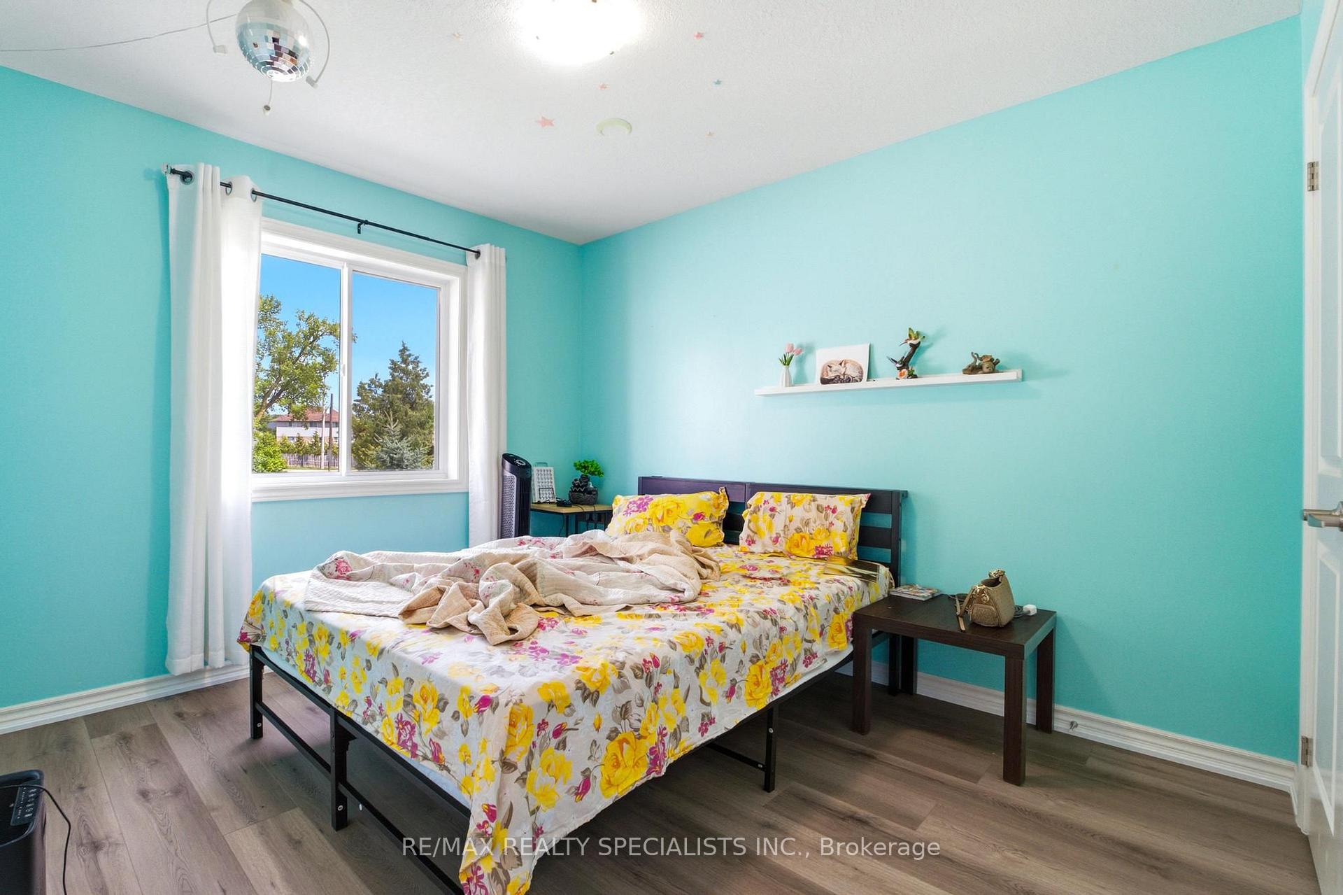 Photo 25 of 128 Law Drive, Guelph, Grange Road — HOMEH
