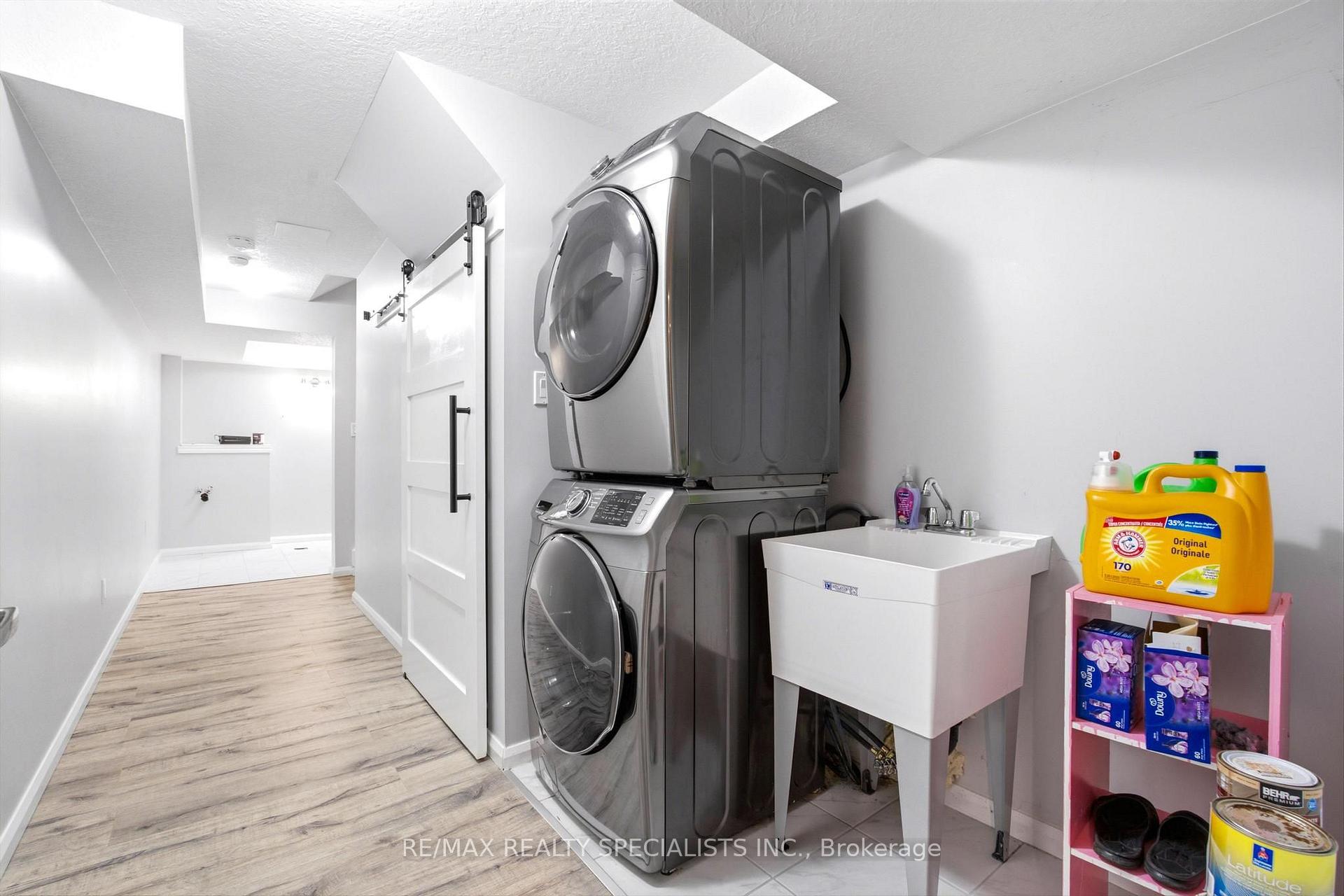 Photo 33 of 128 Law Drive, Guelph, Grange Road — HOMEH