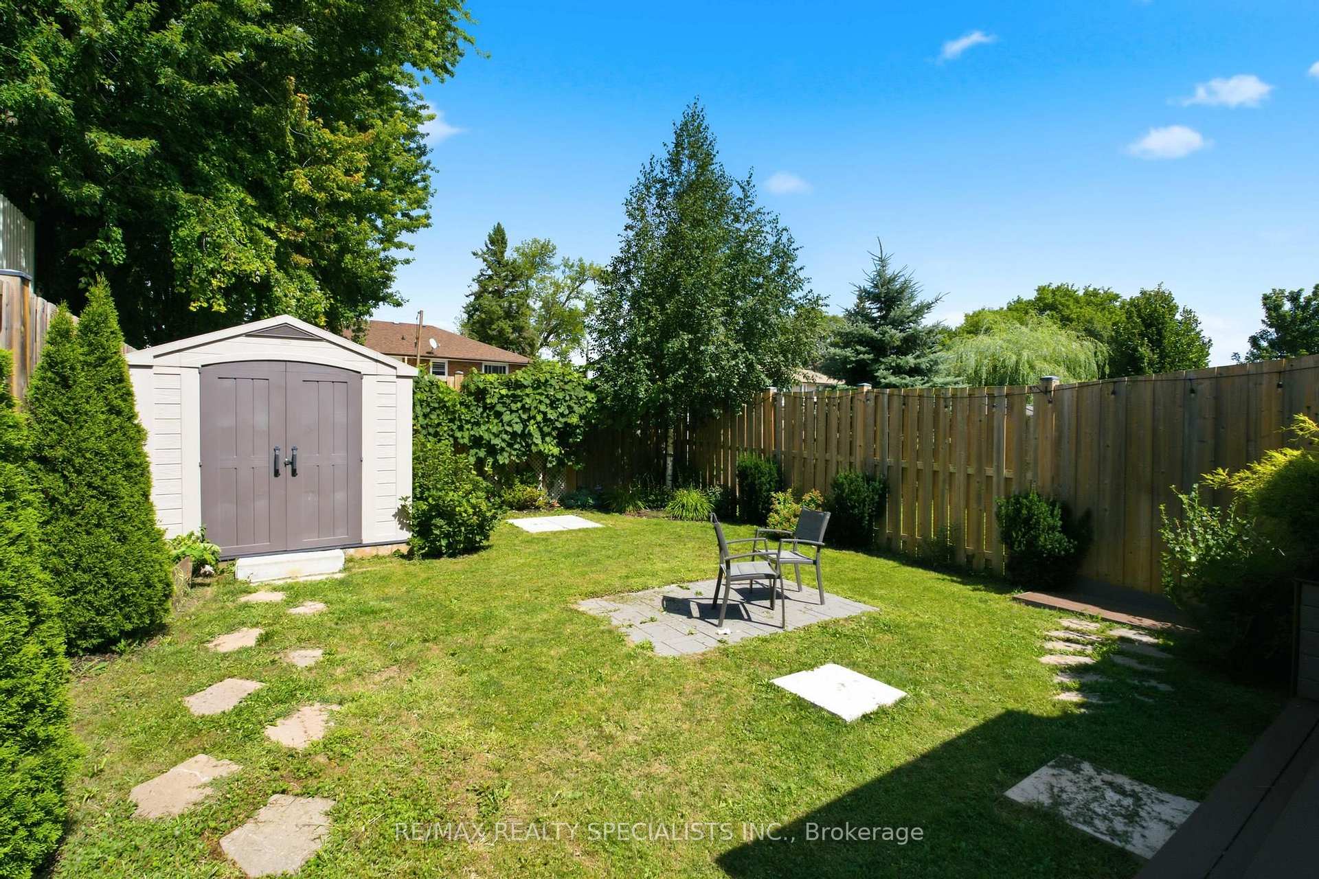 Photo 36 of 128 Law Drive, Guelph, Grange Road — HOMEH