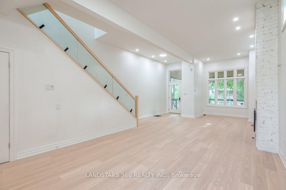 Photo 7 of 196 Brunswick Avenue, Toronto, University — HOMEH