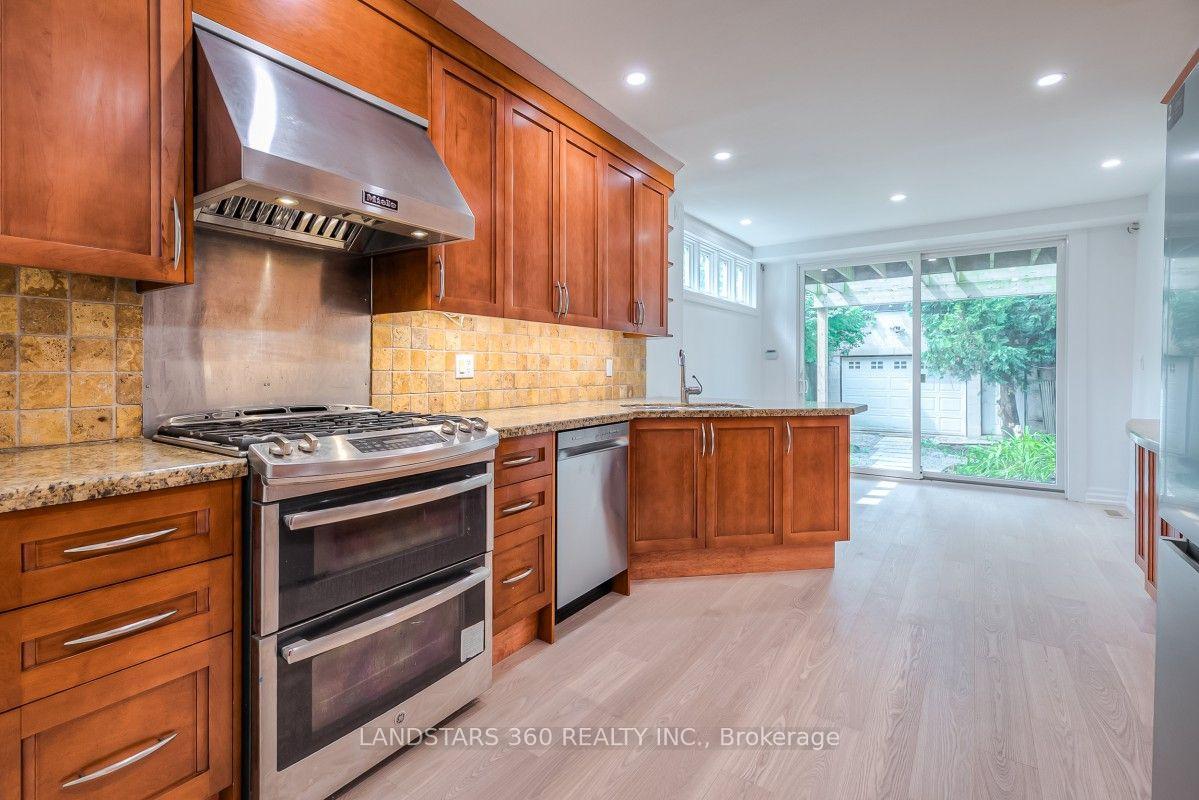 Photo 12 of 196 Brunswick Avenue, Toronto, University — HOMEH