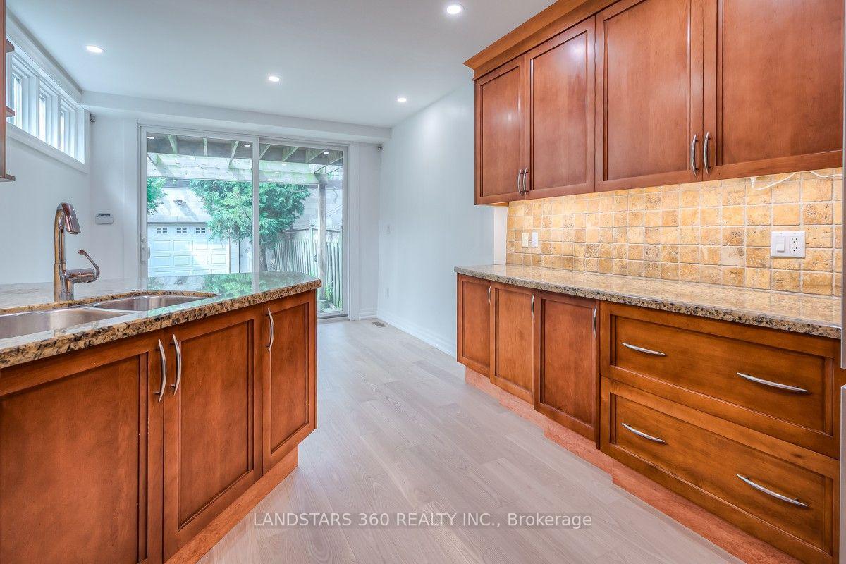 Photo 11 of 196 Brunswick Avenue, Toronto, University — HOMEH