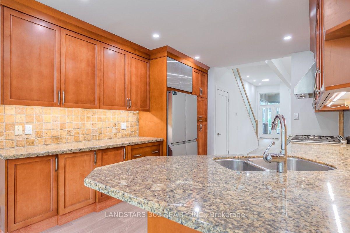 Photo 16 of 196 Brunswick Avenue, Toronto, University — HOMEH
