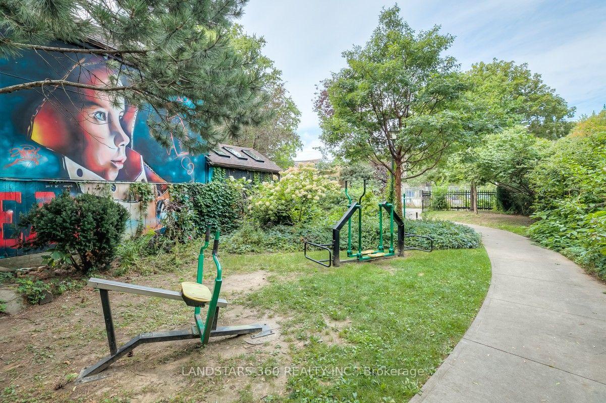 Photo 48 of 196 Brunswick Avenue, Toronto, University — HOMEH