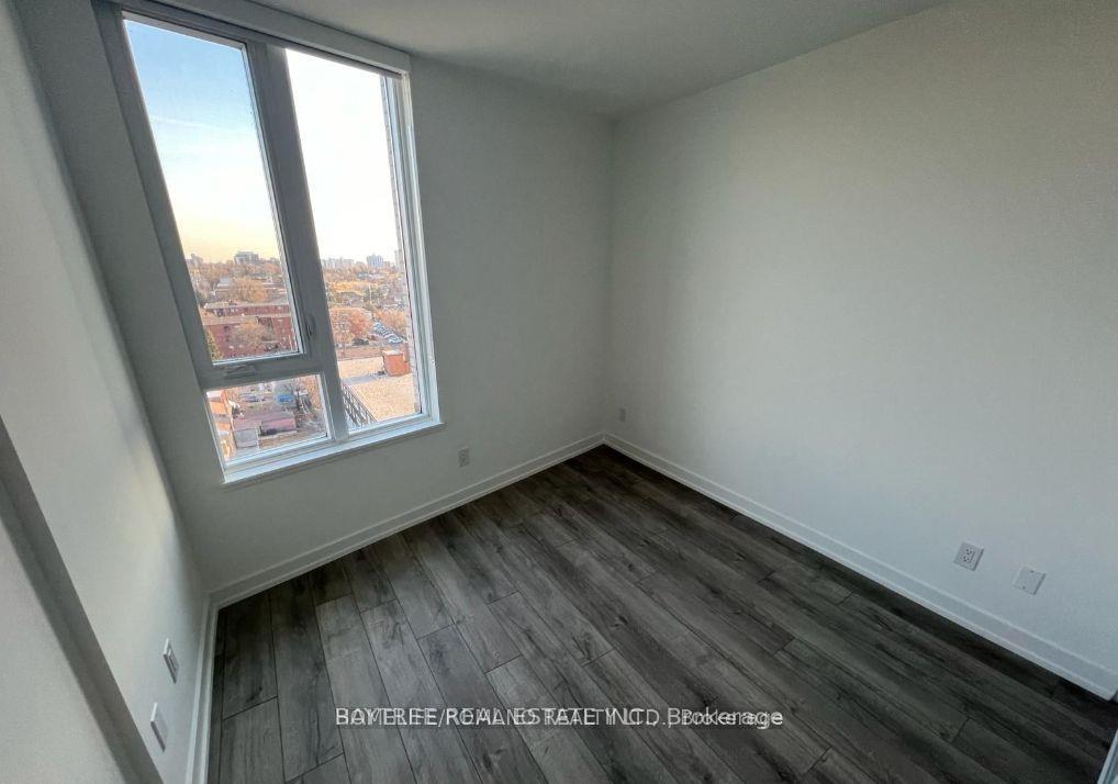 Photo 6 of Unit 1014, 3100 Keele Street, North York, Downsview-Roding-CFB — HOMEH