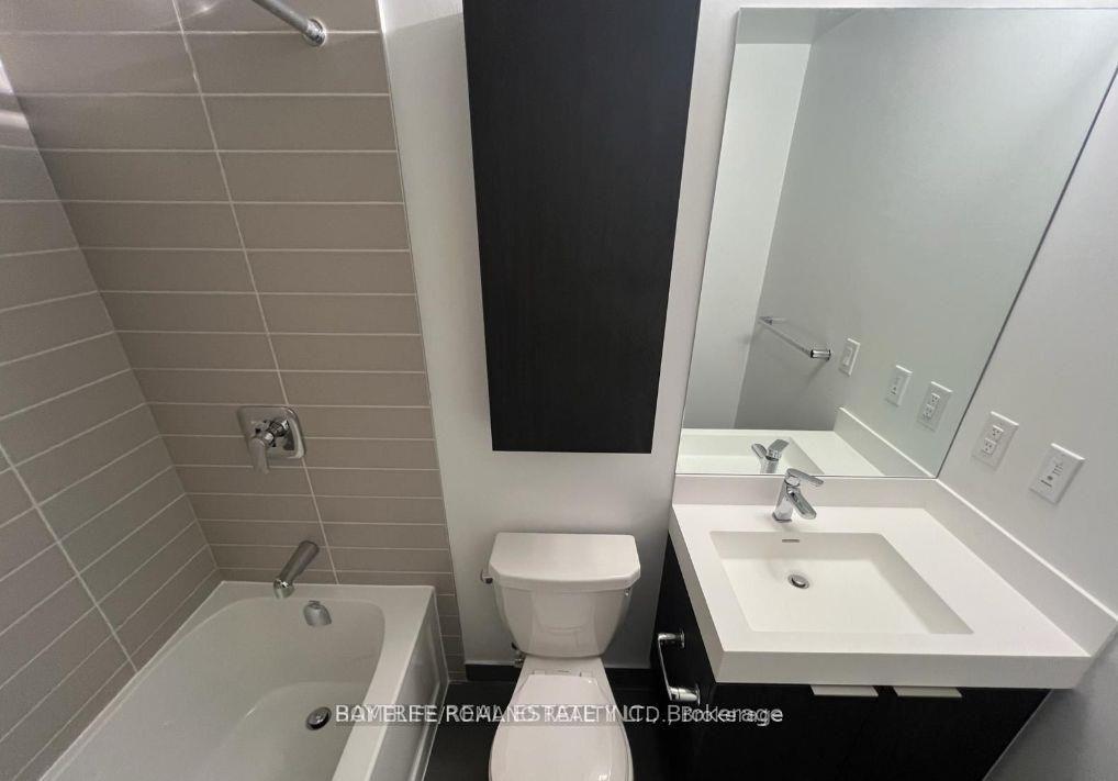 Photo 8 of Unit 1014, 3100 Keele Street, North York, Downsview-Roding-CFB — HOMEH