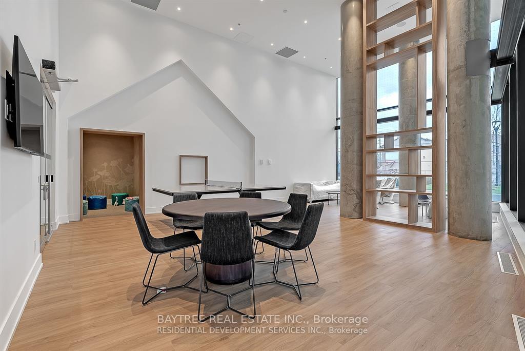 Photo 11 of Unit 1014, 3100 Keele Street, North York, Downsview-Roding-CFB — HOMEH