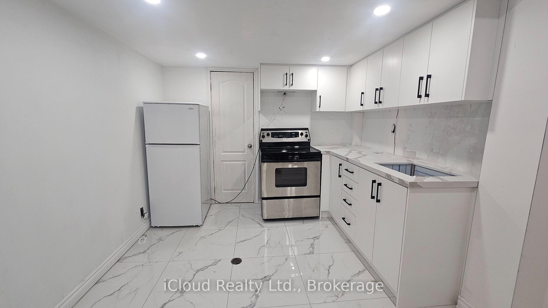 Photo 5 of Unit Basement, 32 Frey Crescent, Scarborough, Wexford-Maryvale — HOMEH