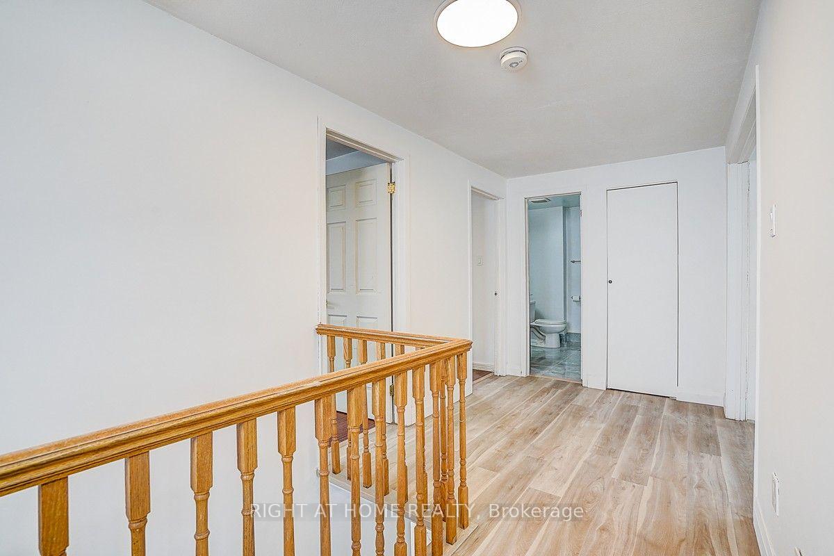 Photo 13 of 35 Snowshoe Crescent, Markham, German Mills — HOMEH