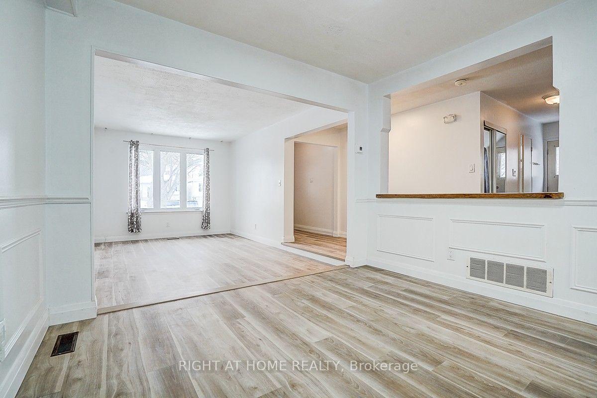 Photo 33 of 35 Snowshoe Crescent, Markham, German Mills — HOMEH