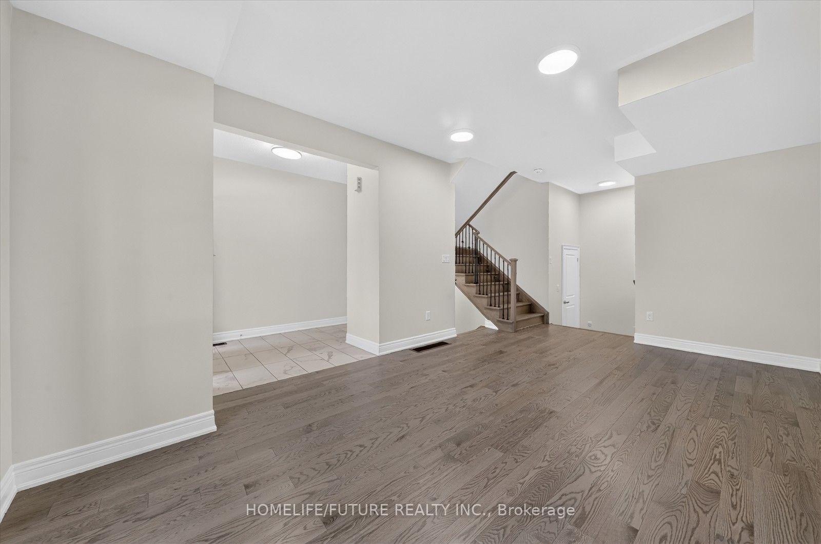 Photo 5 of 291 Kirkham Drive, Markham, Cedarwood — HOMEH