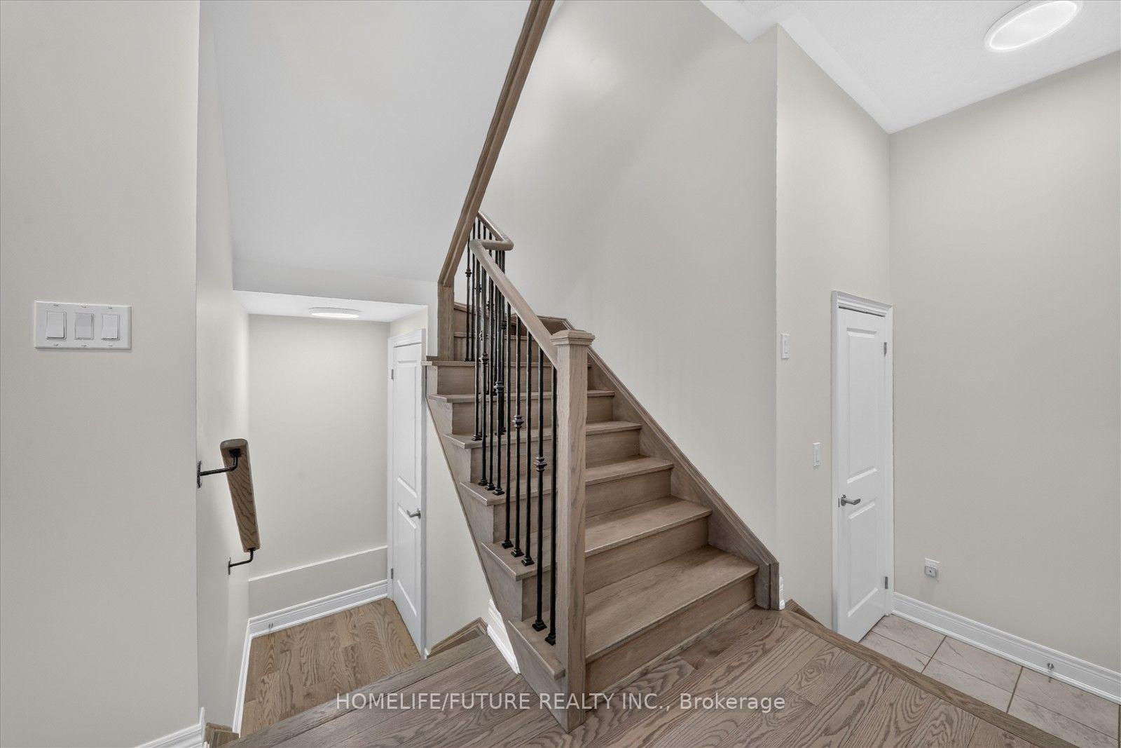 Photo 6 of 291 Kirkham Drive, Markham, Cedarwood — HOMEH