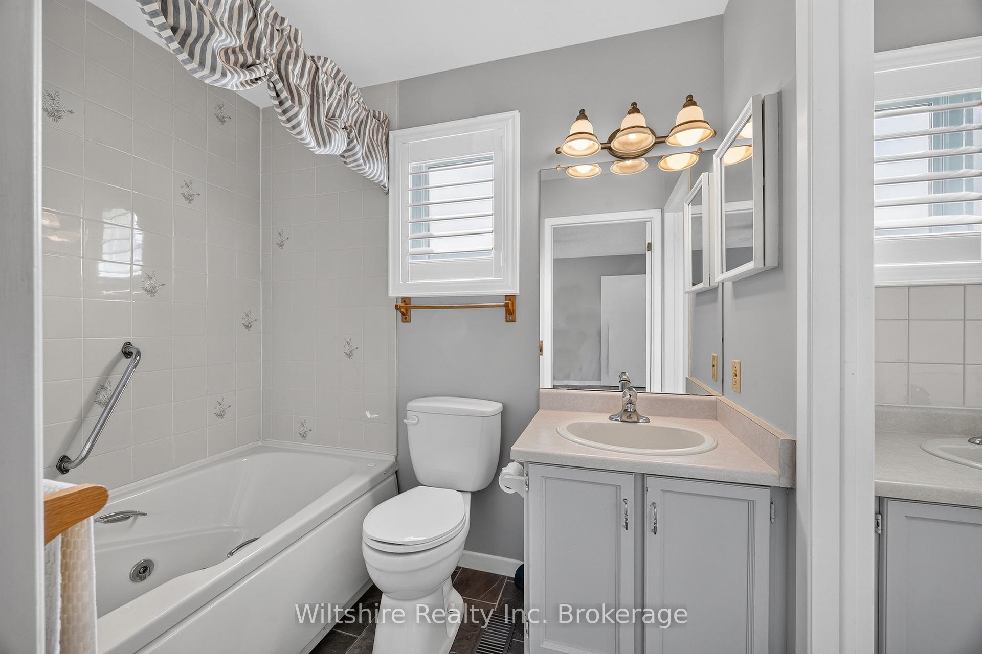 Photo 12 of 75 Edwin Crescent, Tillsonburg — HOMEH