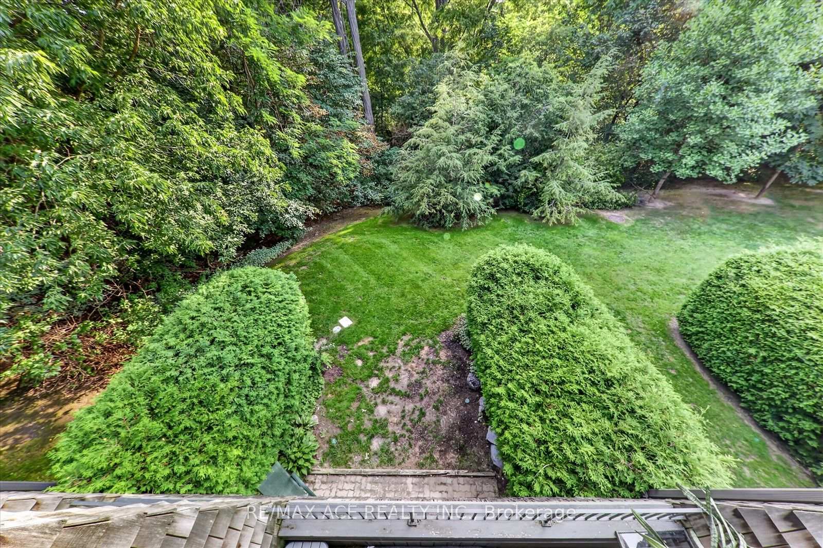 Photo 18 of 65 Cricklewood Crescent, Markham, Royal Orchard — HOMEH