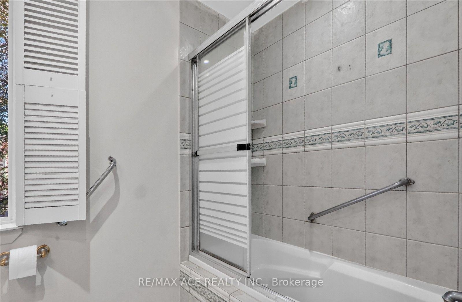 Photo 26 of 65 Cricklewood Crescent, Markham, Royal Orchard — HOMEH